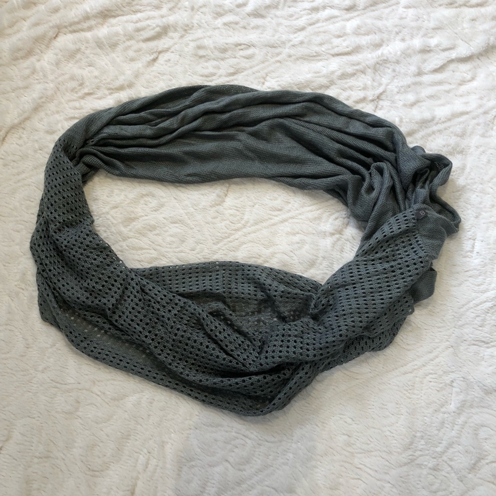 Grey Calia by Carrie Underwood infinity scarf